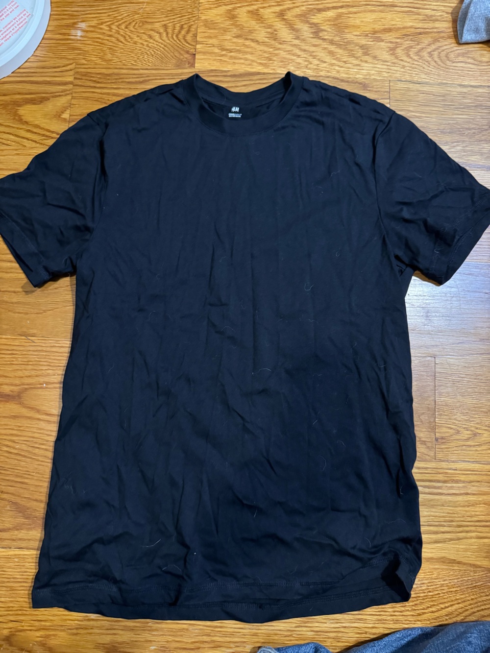 H&M Classic Men’s Black Cotton T-Shirt